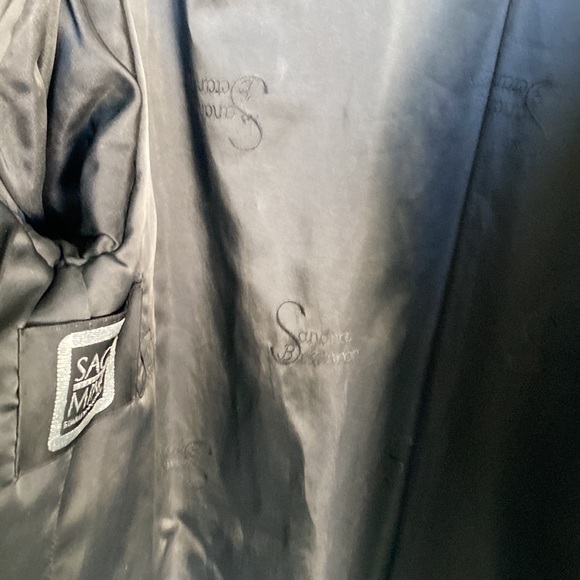 Women’s’ Saga Mink fur Coat. - Picture 7 of 8